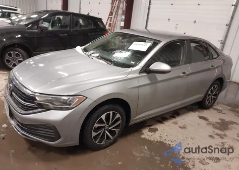 2024 Volkswagen Jetta 1.5T S из США, поврежденный, VIN 3VW5M7BU0RM082502